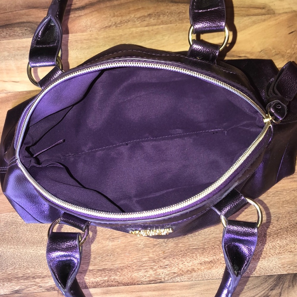 Handbag - Picture 2 of 2